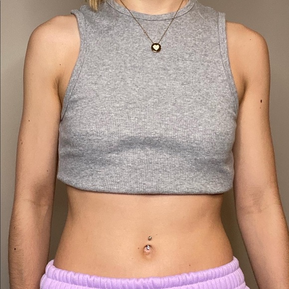 Aritzia tank - Picture 2 of 2